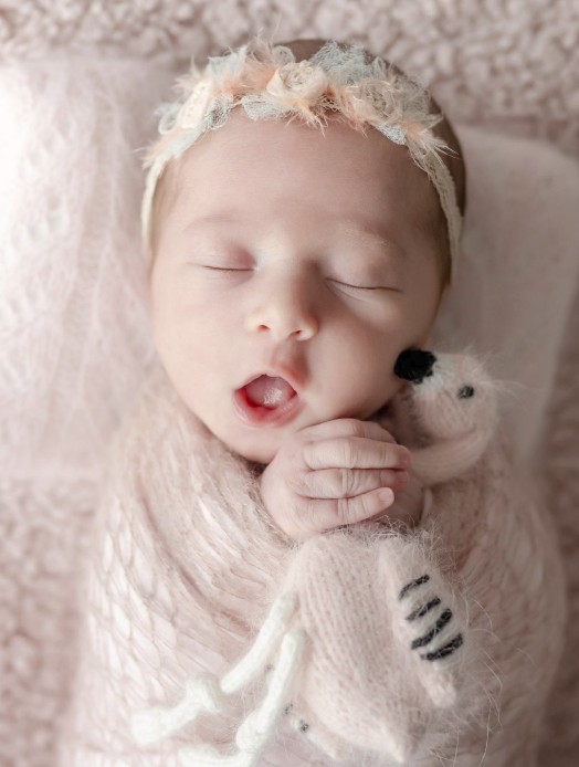 Baby lifestyle photography